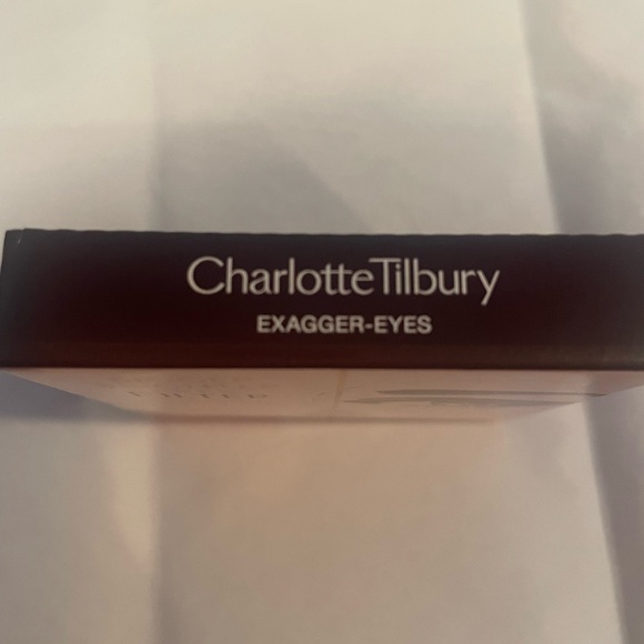Charlotte Tilbury Exagger-Eyes Bigger Brighter Luxury Eyeshadow Palette - Picture 8 of 10